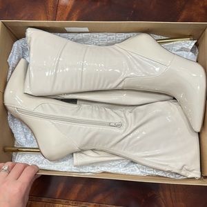 Steve Madden Vivee Bone Patent Thigh-High Over The Knee Boots size 8
